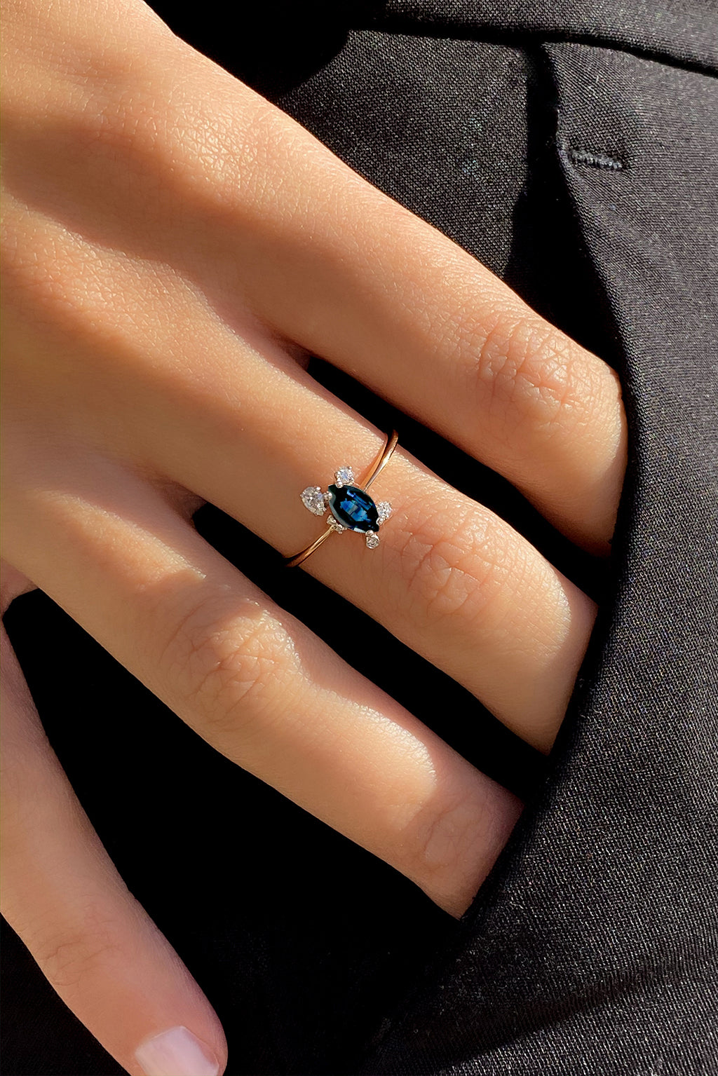 Anillo Big Star Marquise Sapphire de oro