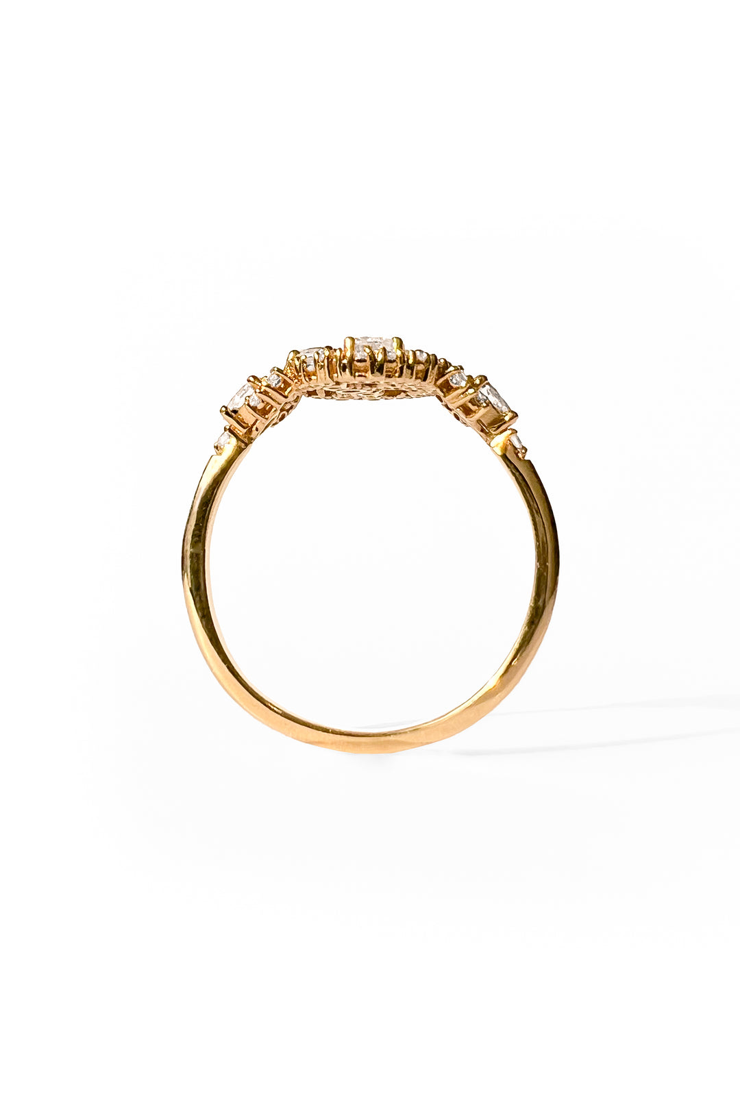 Light Sugar Signet gold ring