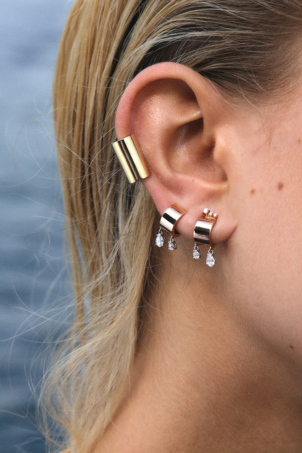 Tube Drops & Sparks gold earring