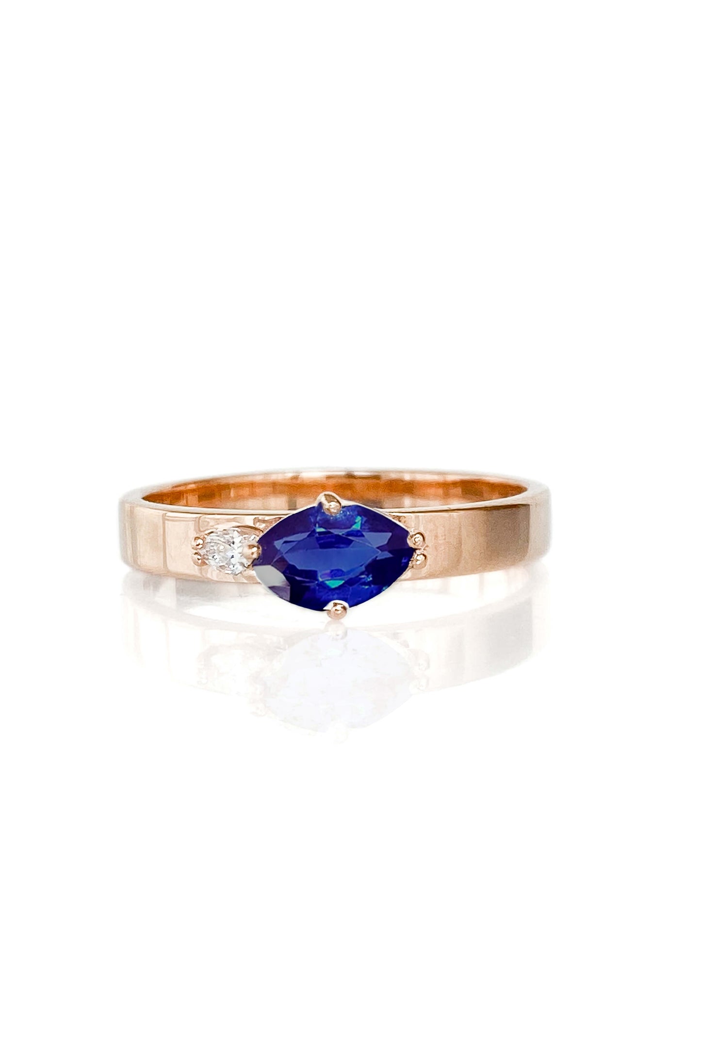 Young Sapphire gold ring