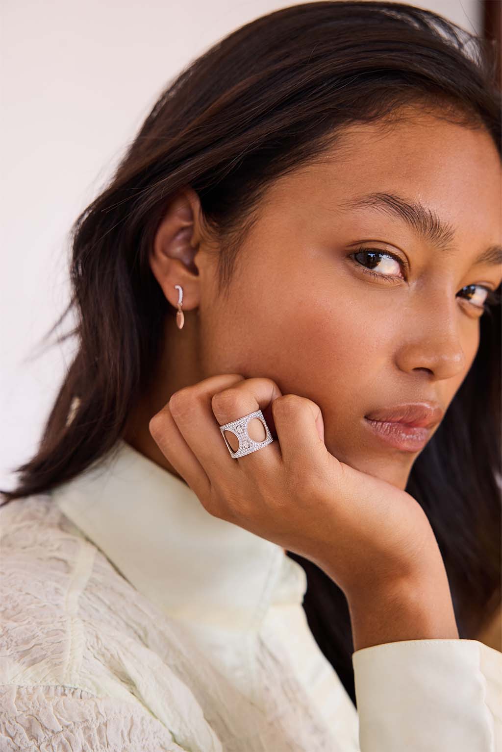 Ring with diamonds in 18k rose and white gold with geometric shapes open ring