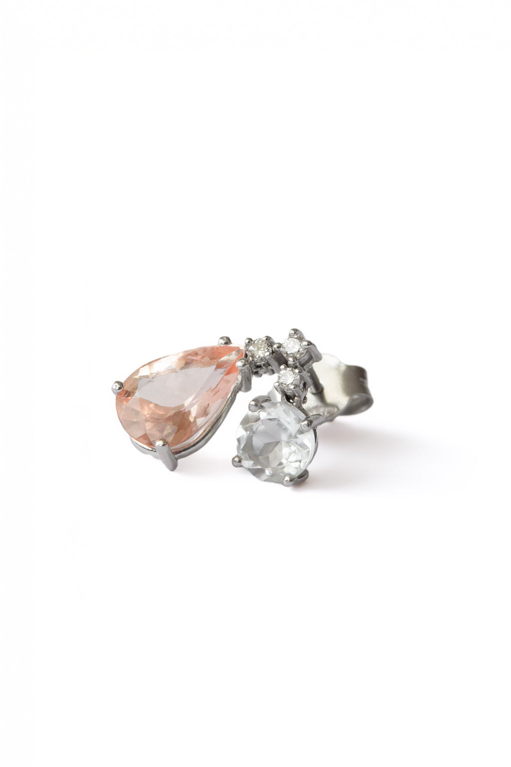 Pink Morganite Two Drops Earring in 18k white gold with diamonds, 5 mm topaz and 9×6 mm morganite, designed by Sansoeurs.