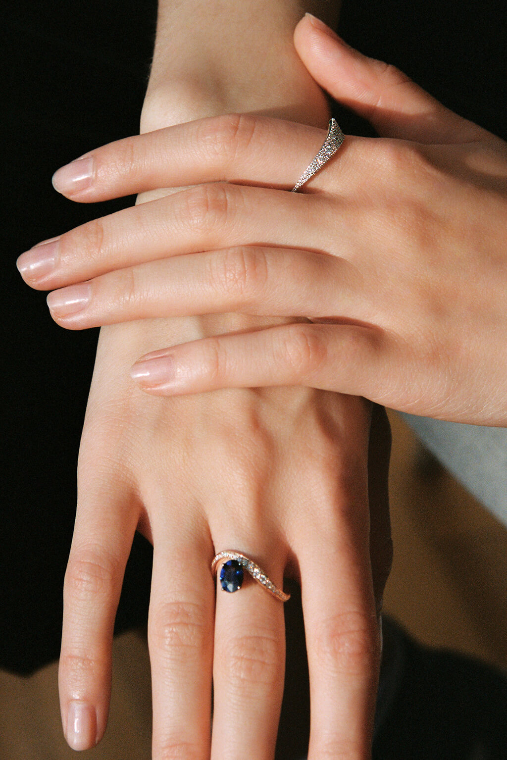 Blue Sapphire Wave gold ring