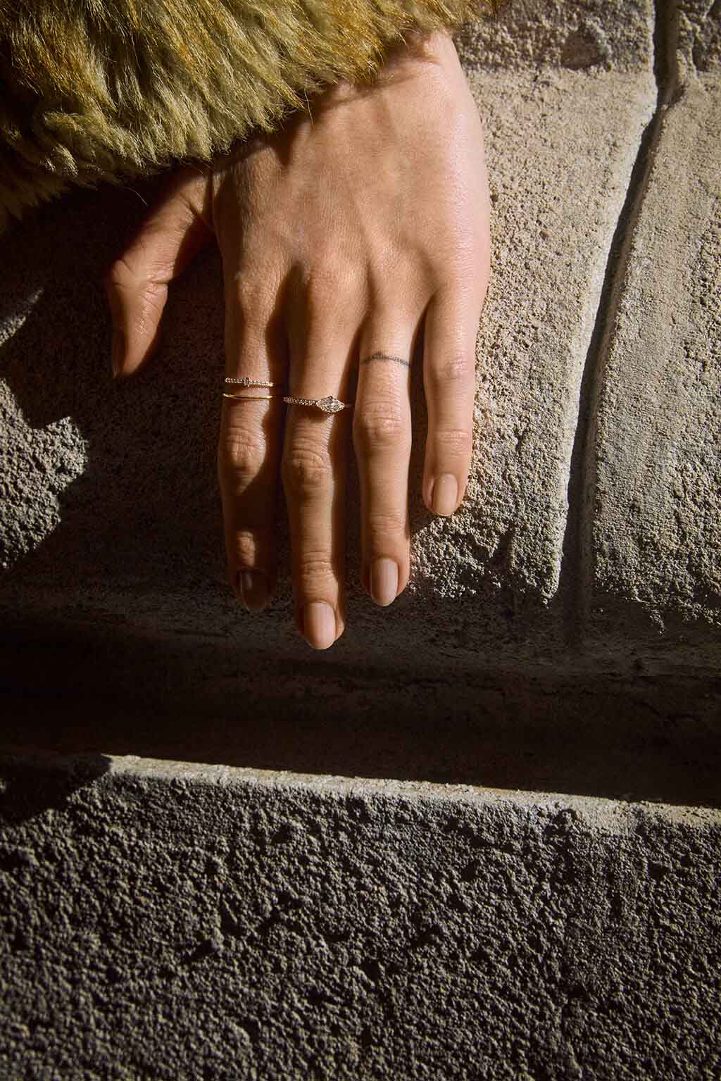 Sword Scala gold ring