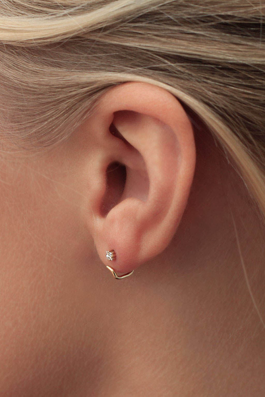 Piercing Fleur de oro y diamante