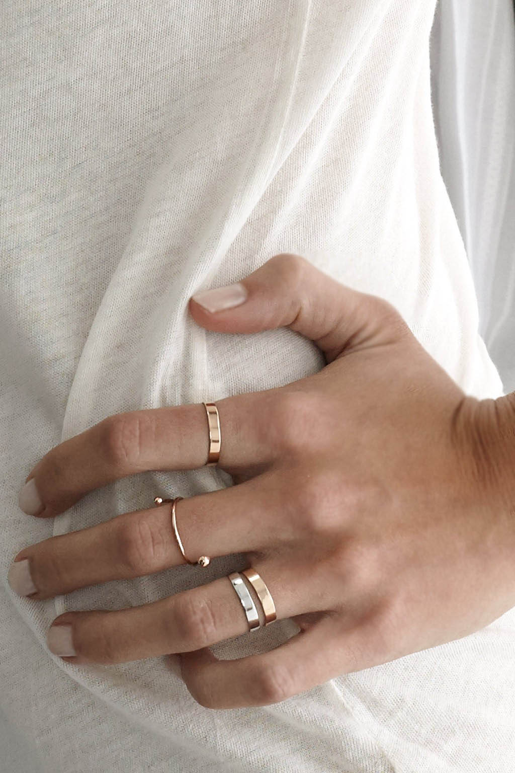 Band gold ring