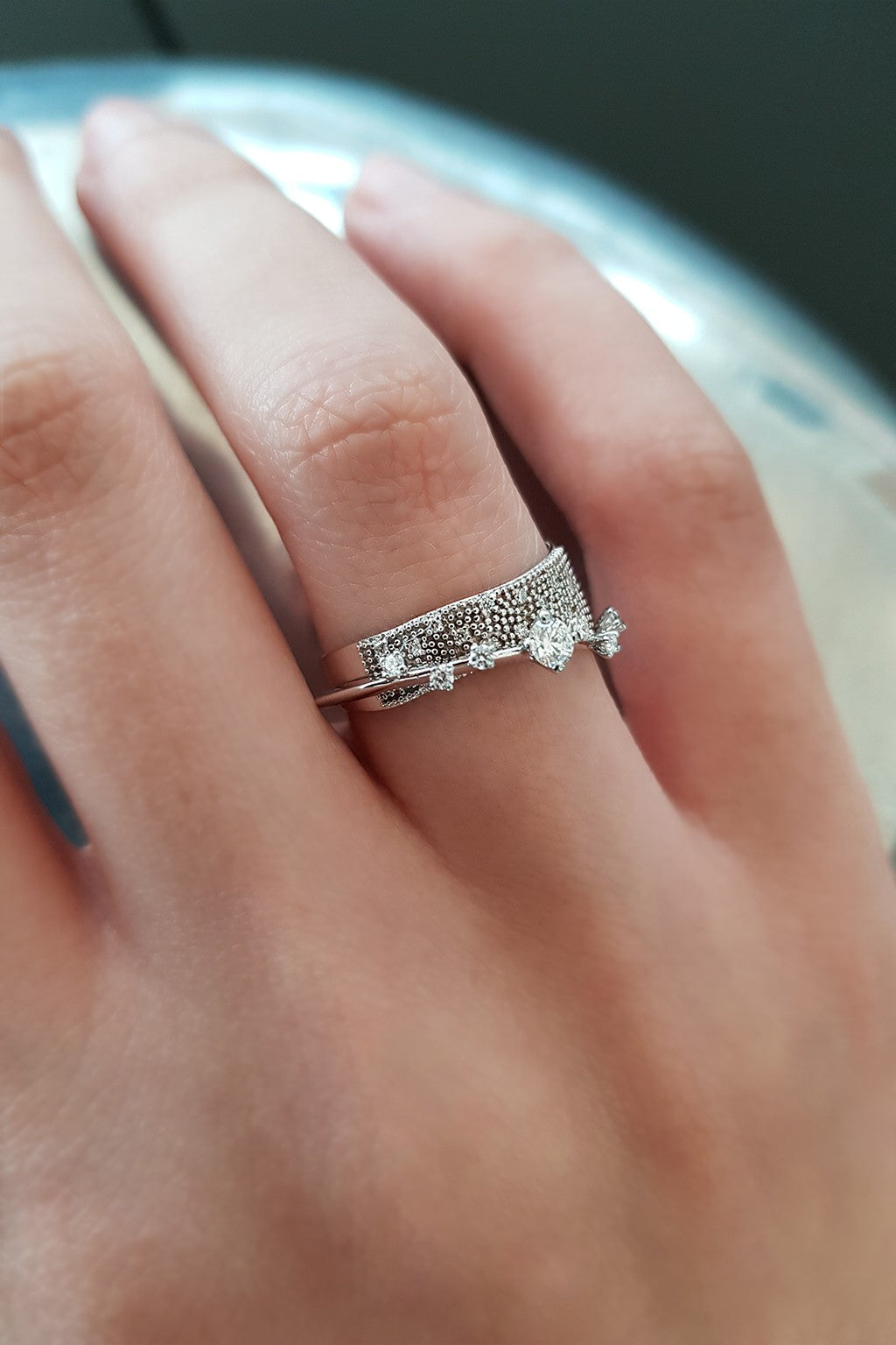 Bague Big Très-Or Irregular Band diamonds en or