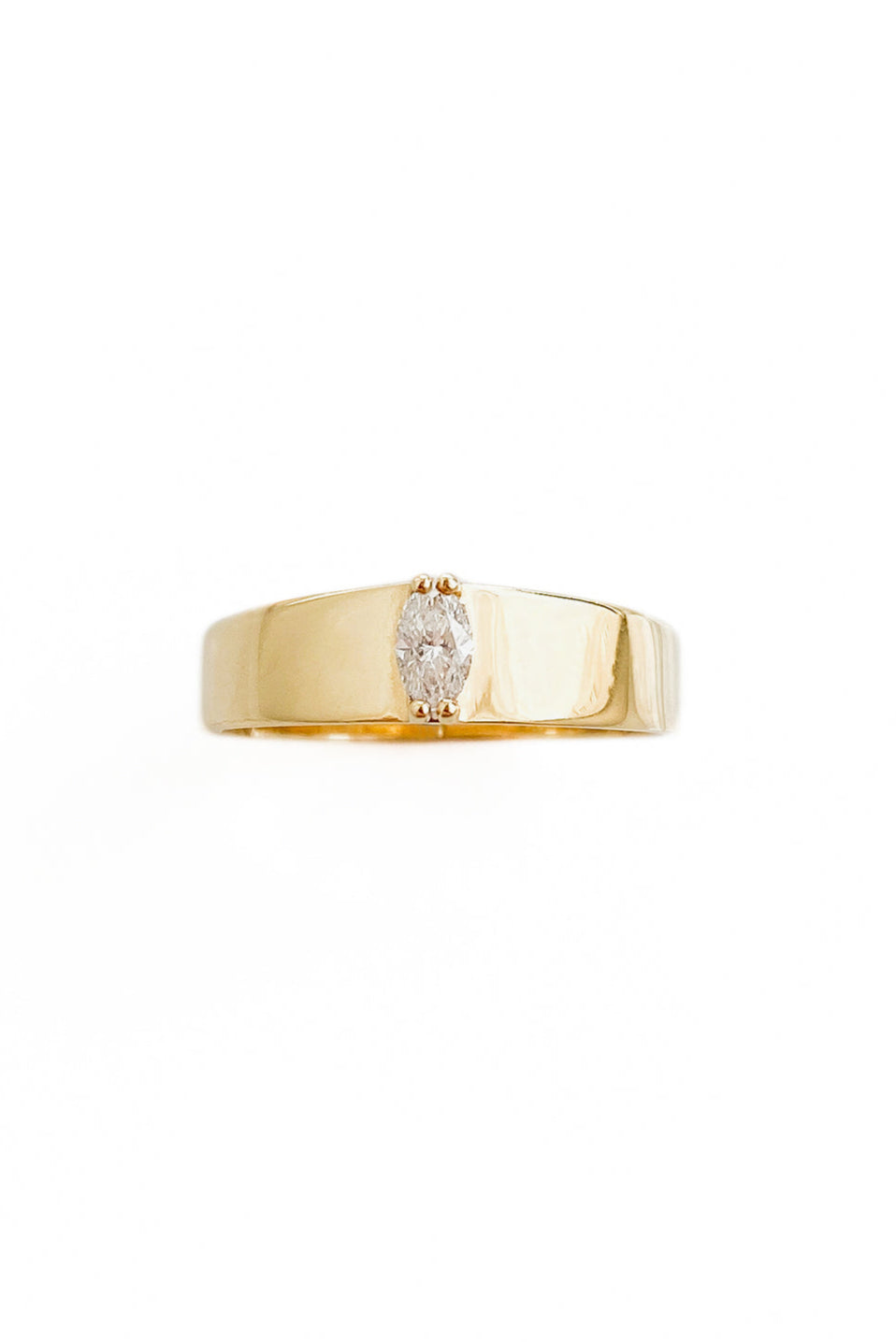 Bague Band Marquise 5 x 2'5 mm en or