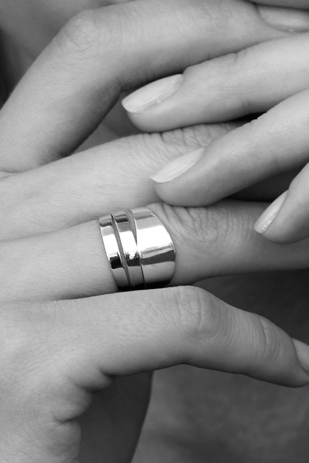 Band gold ring