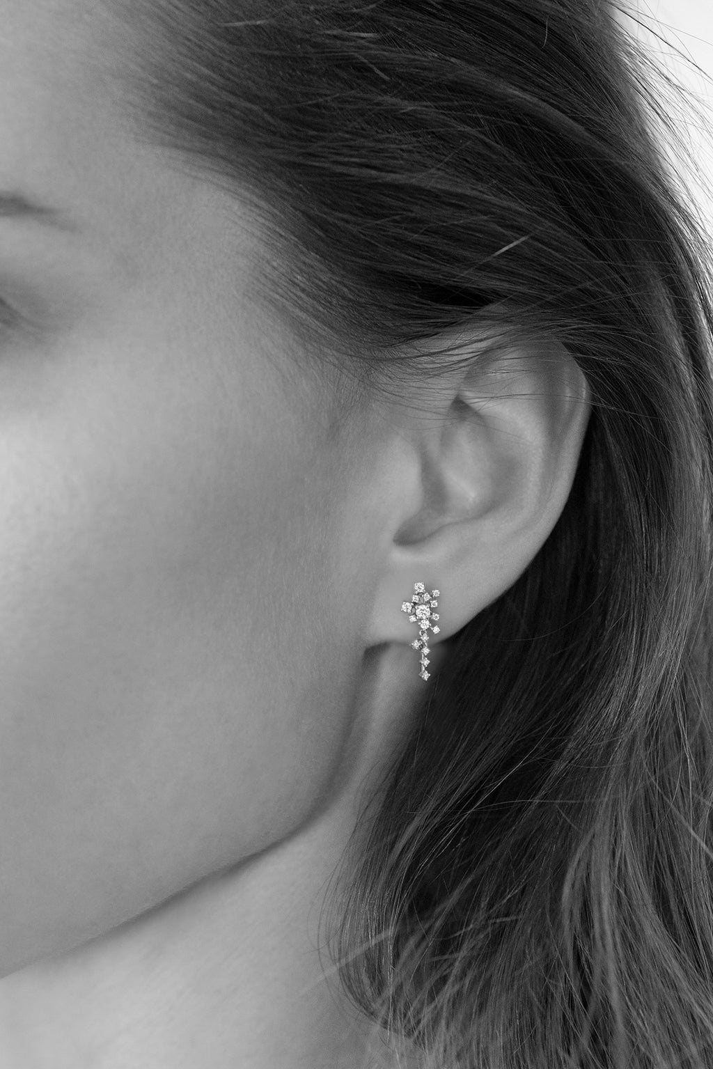 Small Cascade diamonds gold earring