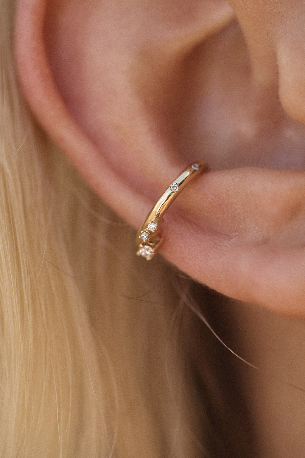 Ear cuff 3 Sparks de oro