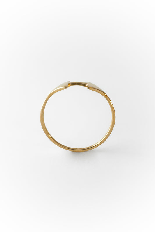 Anillo Arrow de oro amarillo