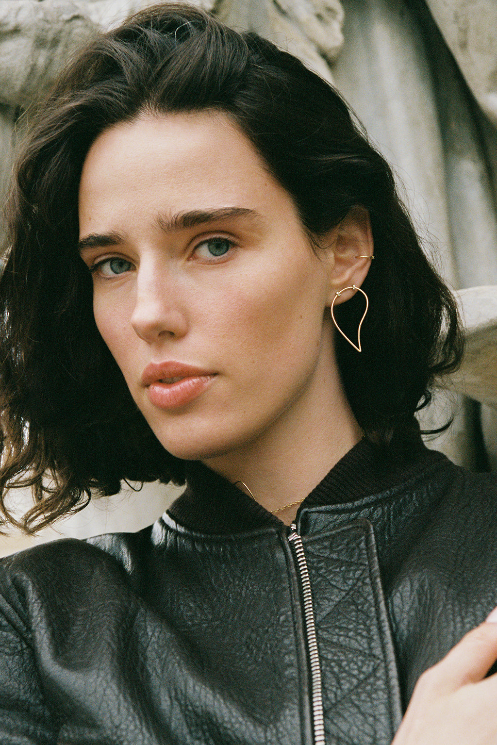 Big Drop gold earring