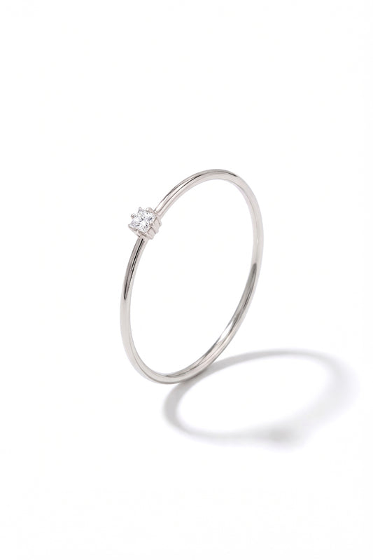 Miniprincess 18k white gold diamond ring