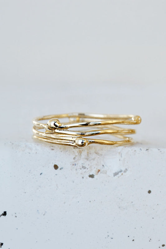 Root of gold IV: Terra, 14K gold ring