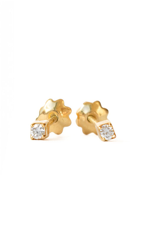 Box 1.7 gold and diamond baby earrings by Sansoeurs, 1.7 mm diamond in square gold bezel