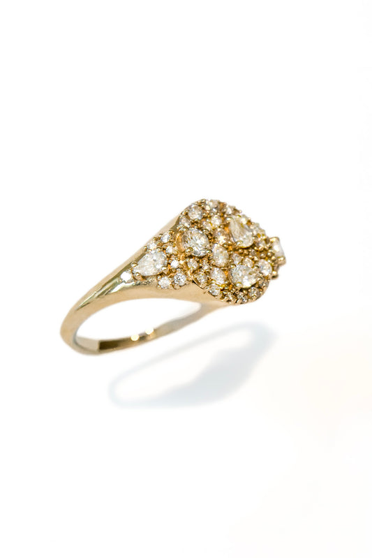 Sugar Signet Gold Ring in 18k gold with diamonds, handcrafted by Sansoeurs.