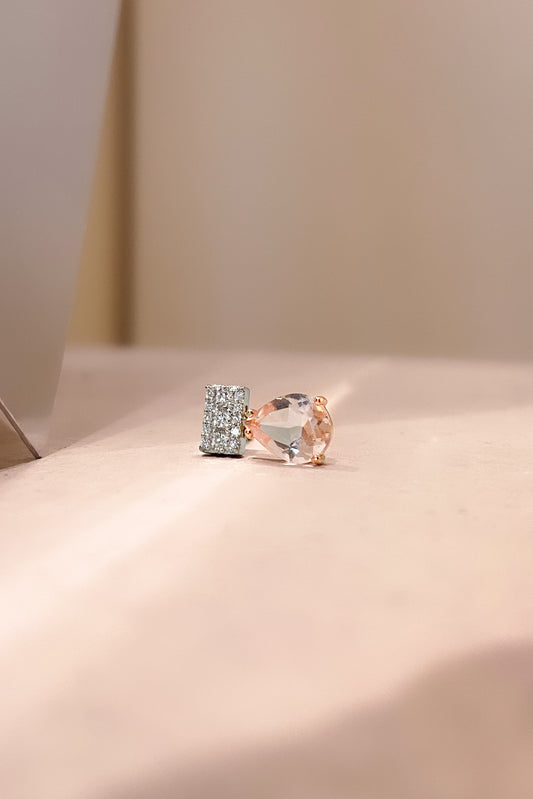 Wife Morganite Earring in 18k white gold with diamonds and morganite 8×6 mm, designed by Sansoeurs.