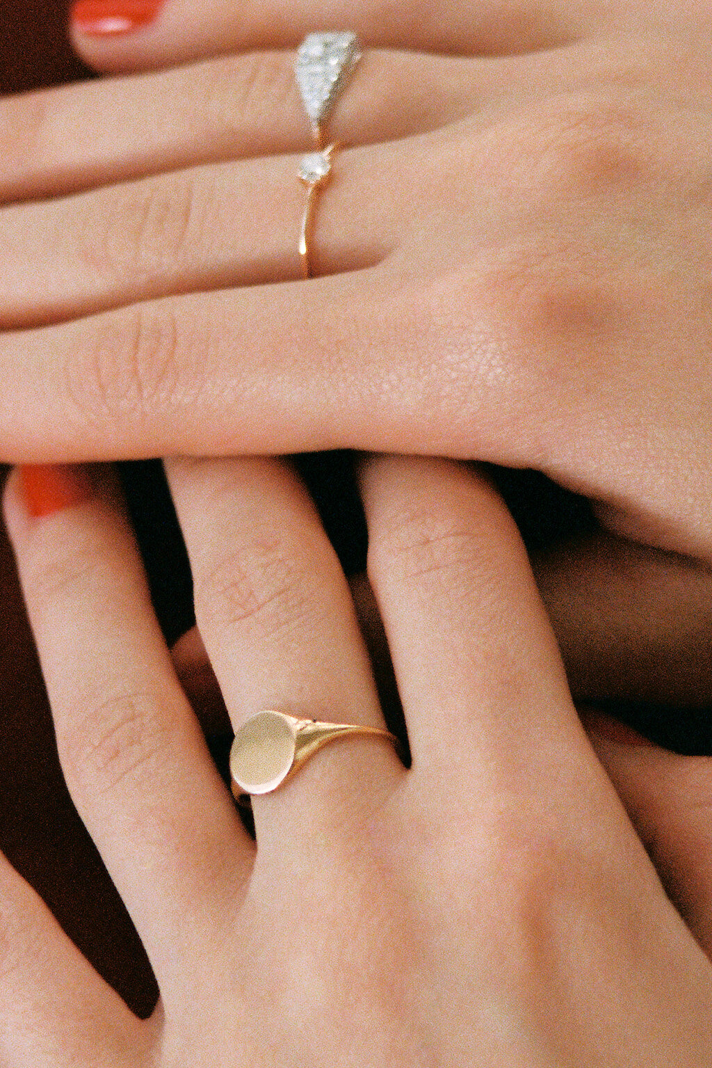 Seal gold ring
