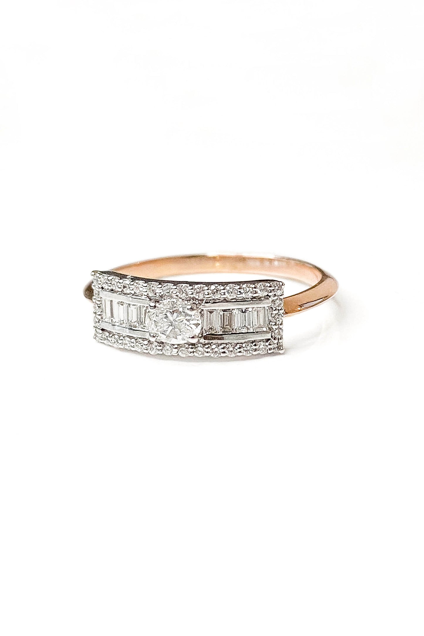 Second Wife Baguettes gold ring