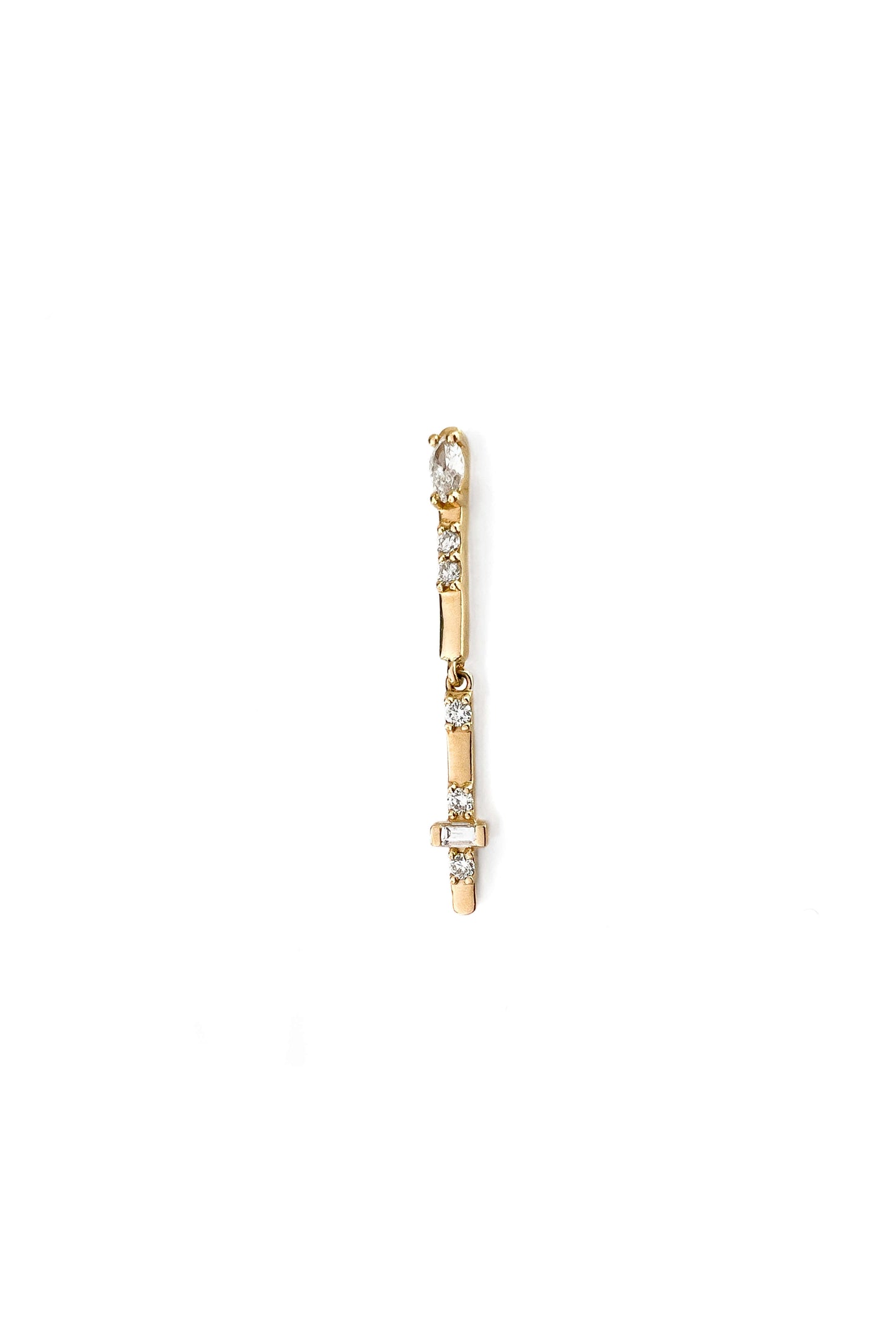 Pendiente Marquise Sword de oro