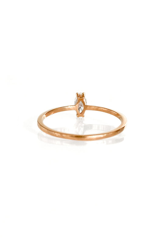Anillo Single Marquise de oro con diamante