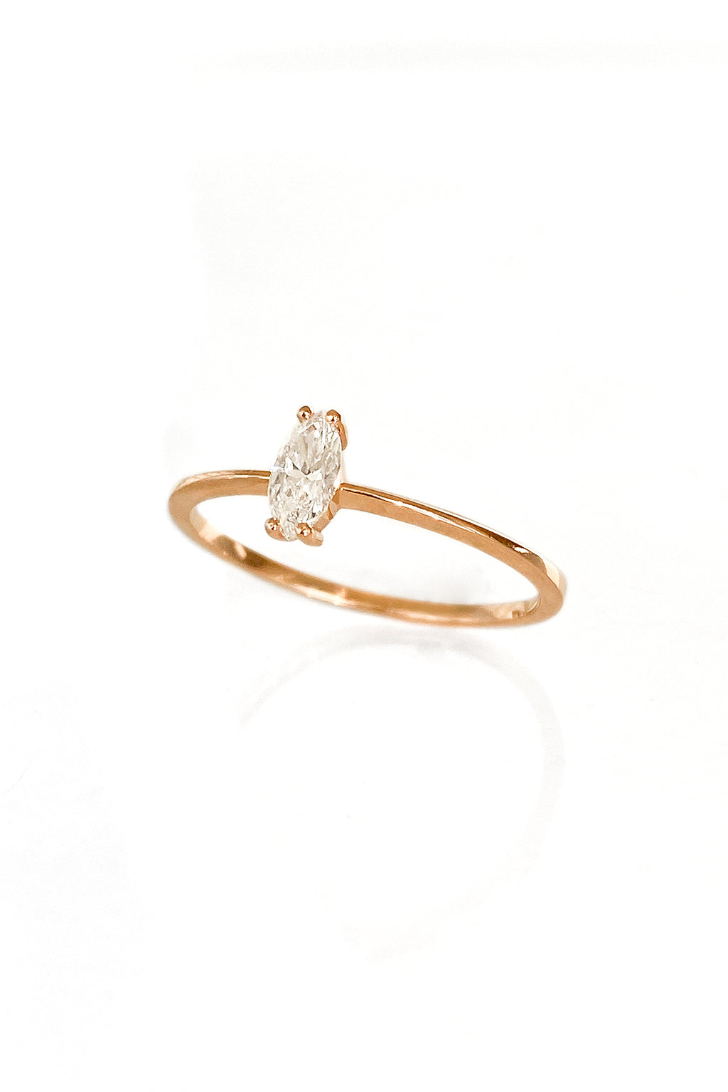 Single Marquise gold ring