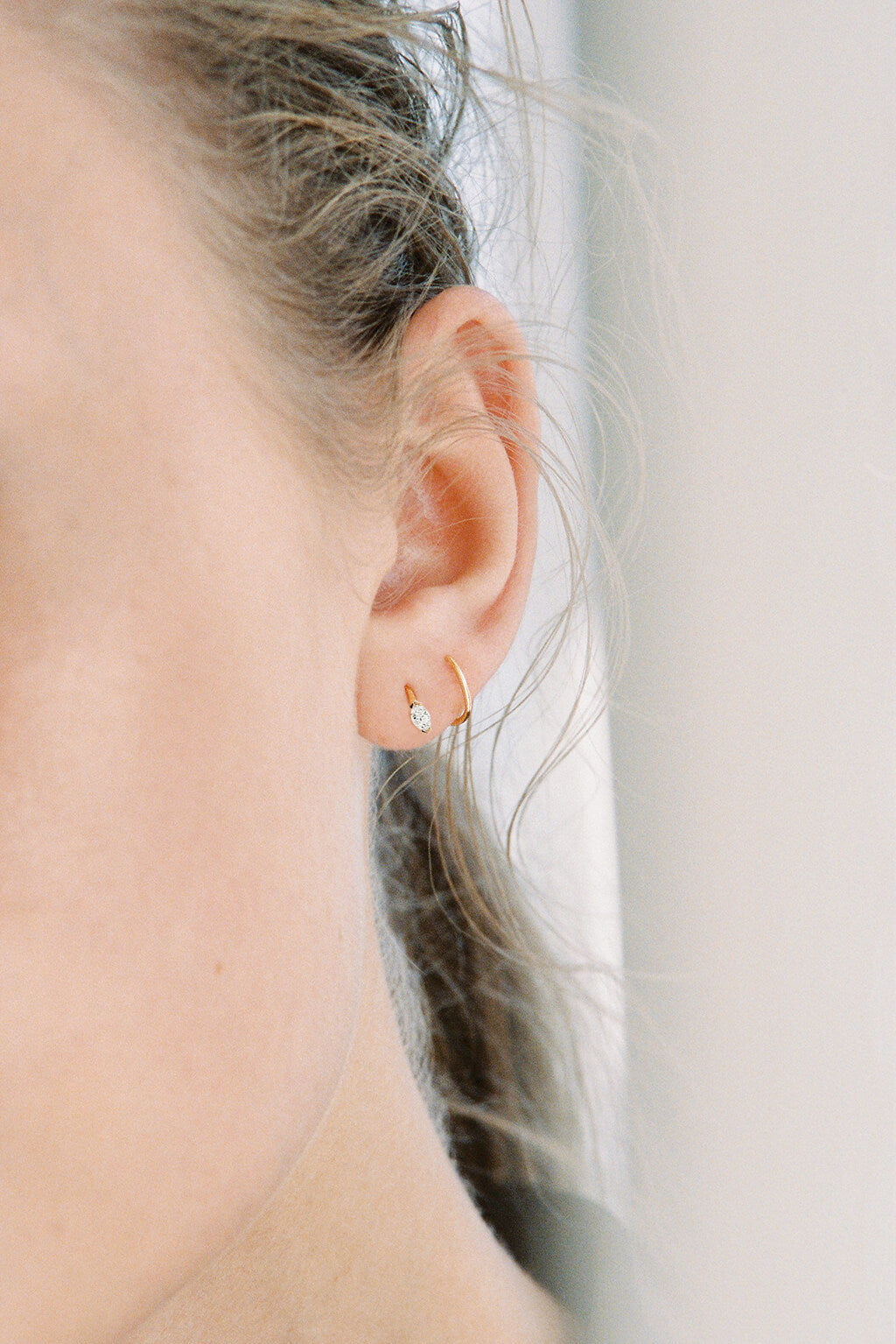 Small Snake Marquise gold earring